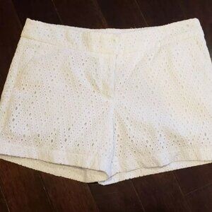 Women's Designer Saint Tropez West White Eyelet Shorts, Flat Front, Size 6